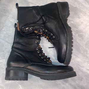 Aqua combat boots zip up ankle style